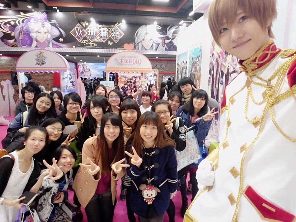 hiroto_cos's tweet photo. Dear everyone who I met in Taiwan,

謝謝這3天來台灣台北電玩展的公主們！
真的感到抱歉，我不能用中文跟各位溝通(>_<)
但同時又感到非常的開心，因為公主們還是溫暖的來迎接我！

我絕對還會來台灣的！
到時候希望還可以見到公主們喔(^-^)/

#イケシリ #イケレボ #TaipeiGameShow2018 https://t.co/TNV8IZ9Vrs