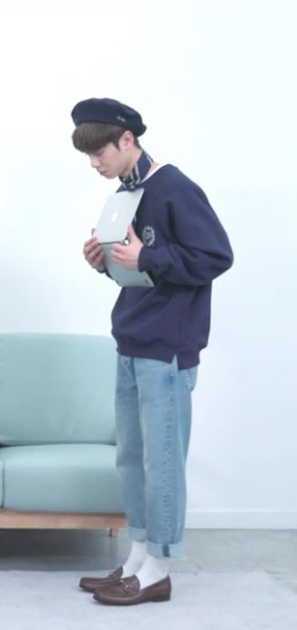 don9hyuns's tweet photo. why tf is he so cute https://t.co/9zFyA1q8Ov