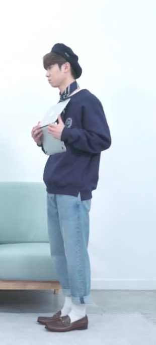 don9hyuns's tweet photo. why tf is he so cute https://t.co/9zFyA1q8Ov