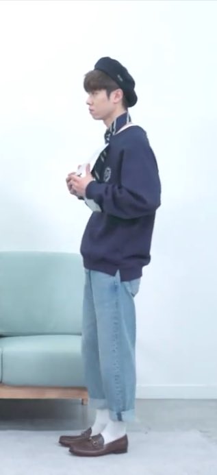 don9hyuns's tweet photo. why tf is he so cute https://t.co/9zFyA1q8Ov
