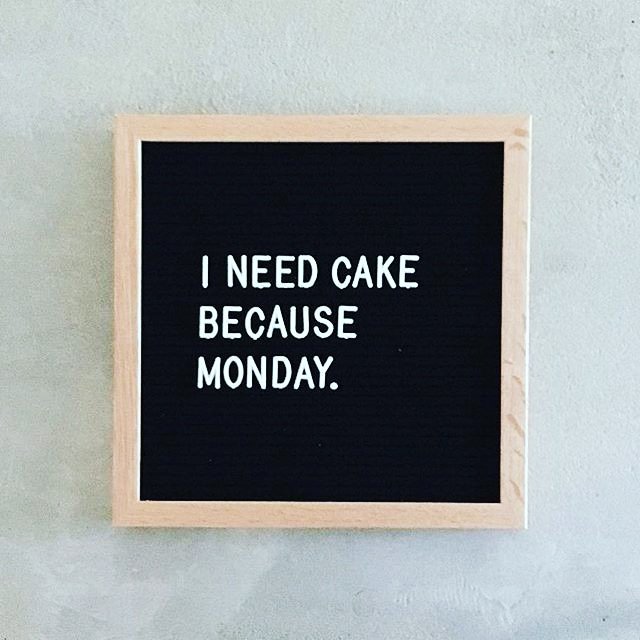 Welcome to Monday!

#CreamCrafters #weddings #LoveLove #dreamBIG #cakeArtists #edibleart #ghana #cakeart #dreamit #cupCake #chocolate #Pinterest #ghanabrides #caketasting #bridalcaketasting #flavours #babyshower #Valentinesday