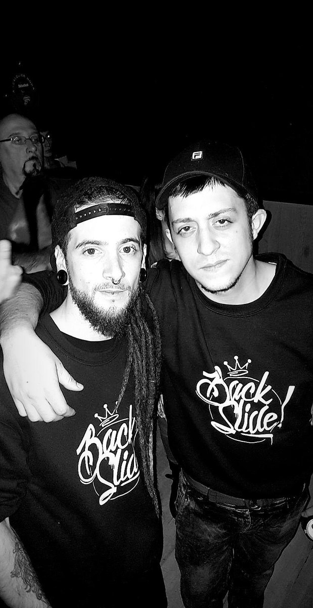 Backslide_ent's tweet photo. #BuenosDias #Madrid #undergroundhiphop #FelizLunes #hiphop #rap @Backslide_ent #ZKEOPS @merino_delaSM #lunes #backslide https://t.co/6oSsH83rG8