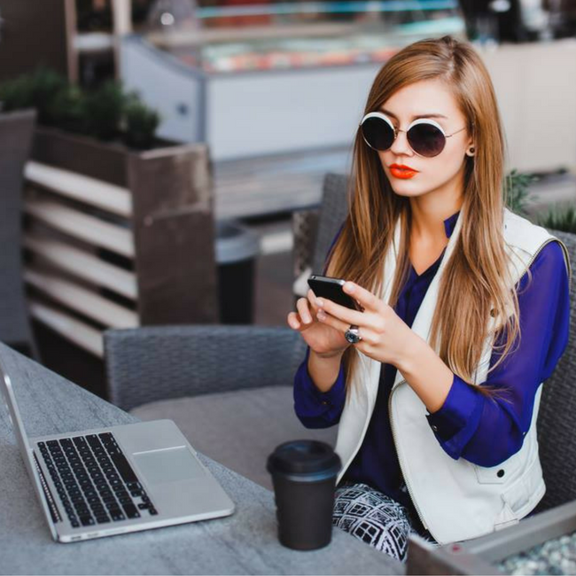 RosehipPLUS_UK's tweet photo. You may not think about this. Keeping your glasses, phone and keyboard clean is almost as important as cleansing your face. Invest in natural cleansing wipes and use at least once a day! https://t.co/CzQVmLxII7