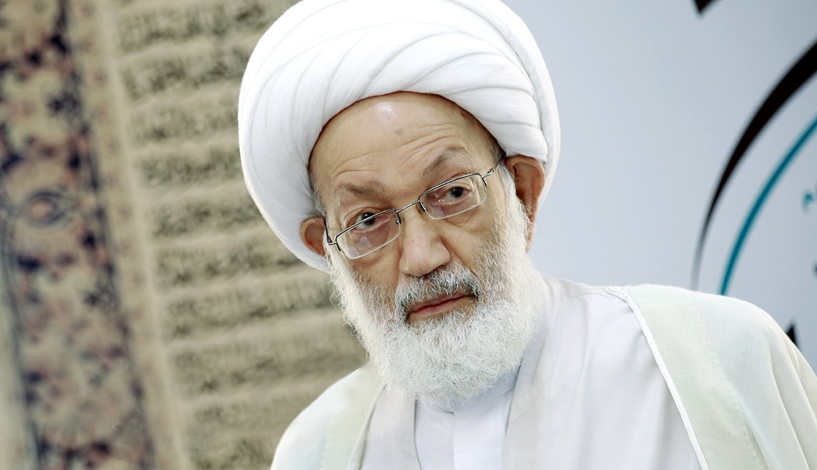 MontadaBahrain's tweet photo. محكمة التمييز في #البحرين تؤيد الحكم بالحبس سنة مع ايقاف التنفيذ واسقاط الجنسية عن آية الله الشيخ عيسى قاسم.
#bfhr https://t.co/r7xFuuHzC4