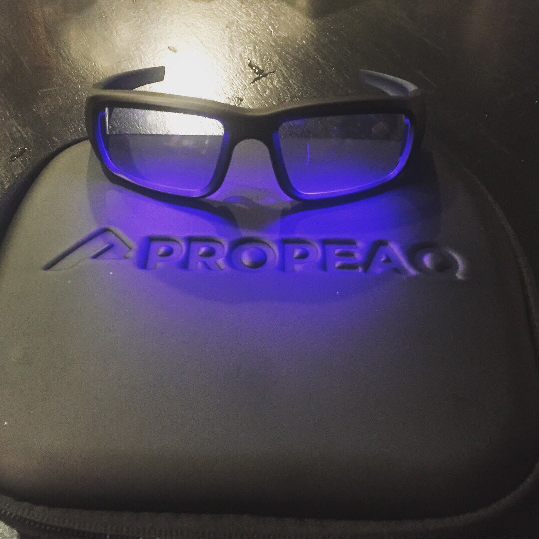 Dit weekend ontvingen we lichtbrillen van <a href="/propeaq/">PROPEAQ Light Glasses, more energy, better sleep</a>! Deze brillen gaan ons helpen sneller aan te passen naar een nieuwe tijdzone. Op naar de Olympische Spelen met Propeaq 😎 #samenvoorgoud #Propeaq