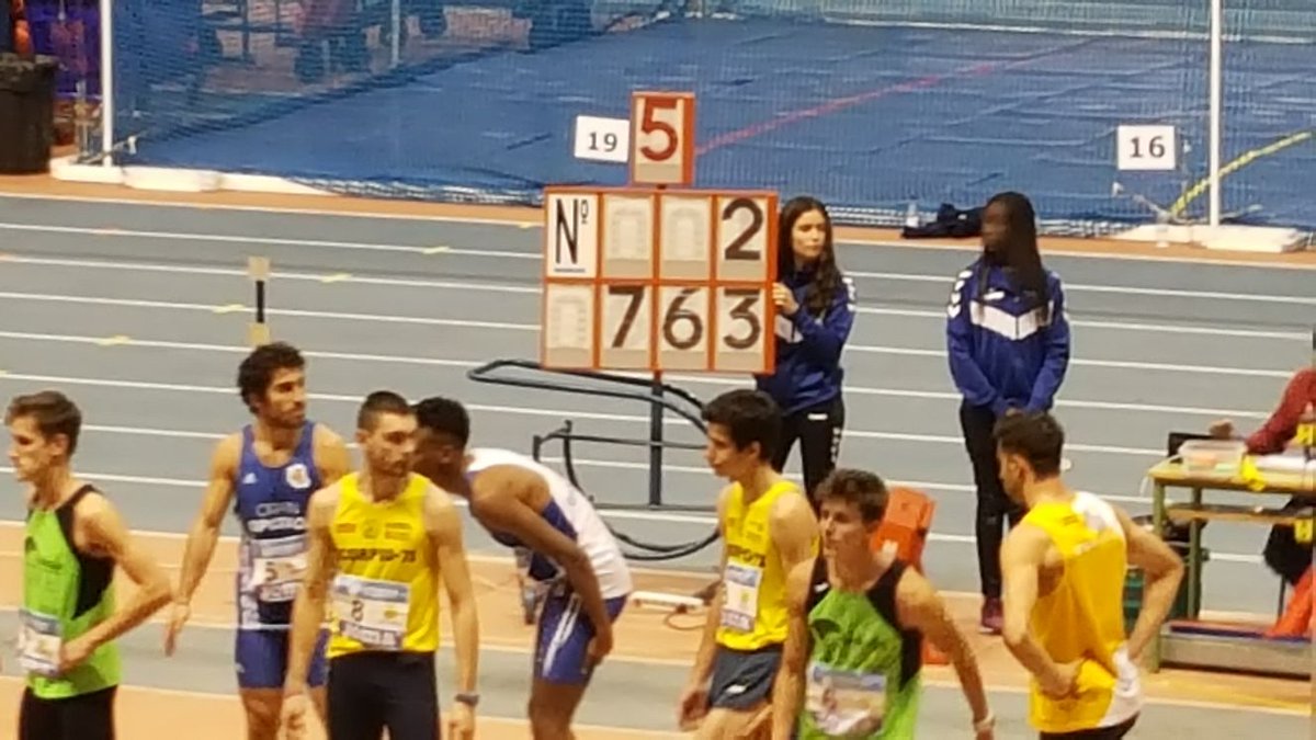 Fernando8ramos's tweet photo. Mejor marca personal. 7.63m!! Cada competición que pasa me voy encontrando mejor asique..que siga la fiesta! Gracias @atletismoplayas ,familia y amigos por apoyarme siempre! 💪🏾💪🏾🥈 #FR https://t.co/zVHdDqRBi8