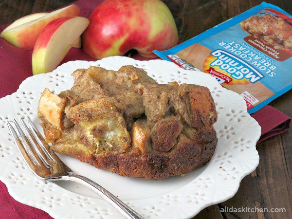 alidaskitchen's tweet image. Slow Cooker Apple Cinnamon French Toast #recipe  w/ @McCormick #goodmorningbreakfast #ad alidaskitchen.com/2018/01/29/slo…