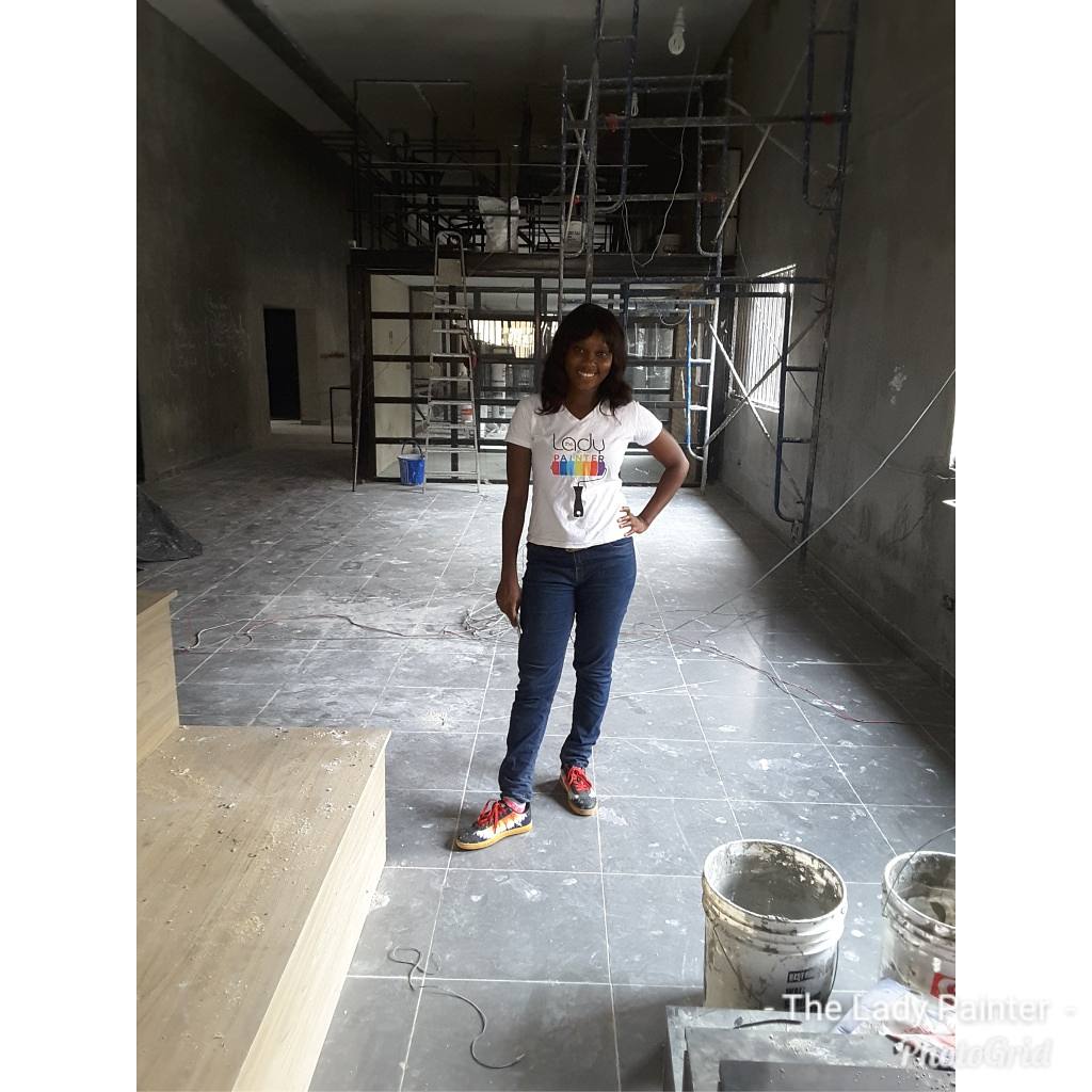 officialEFCC's tweet photo. #YoungNLegit: #TheEagle Pick for the Week - Udoka Uju @LadyPainterNG spearheads the #ColourALife #GrabABrush
initiative to facelift public schools in Nigeria. Plans to transform different locations with beautiful colours &amp; patterns with focus on rural communities &amp; orphanages. https://t.co/O8oAThlzOL
