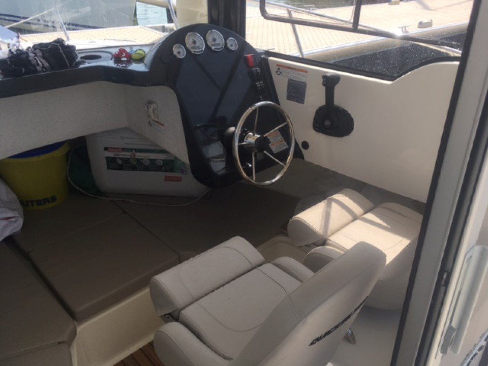bootveiling's tweet photo. Bootveiling Quicksilver Pilothouse 605 t/m 15 februari. Boots is als nieuw! https://t.co/c1NTTkLGSQ https://t.co/G8jtBH2uew