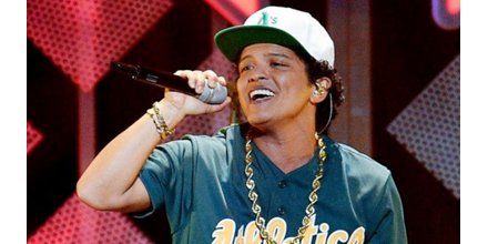 MusicStreamngTp's tweet photo. Copyright board boosts songwriters' music streaming... https://t.co/mFEi6q6jBf via @SocialInAtlanta https://t.co/bdPBurneHh