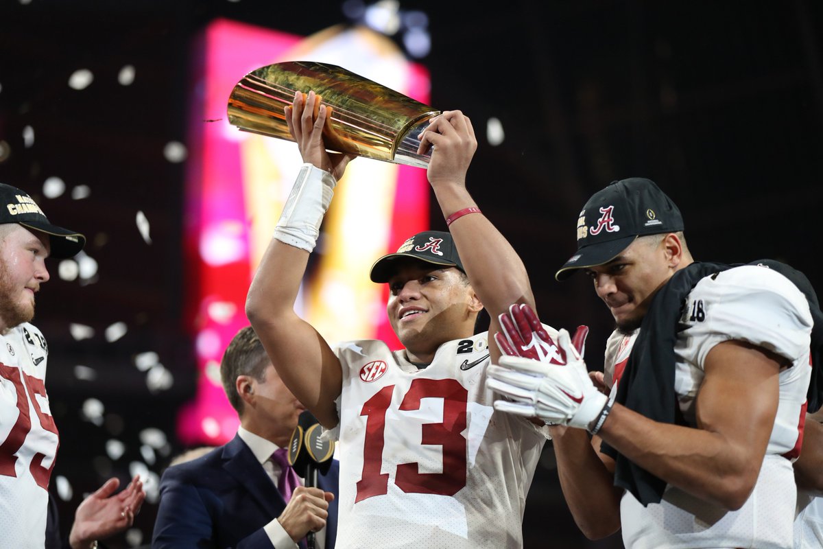 SECNetwork's tweet photo. Trophy or it didn't happen https://t.co/kHuyNSb1Fb