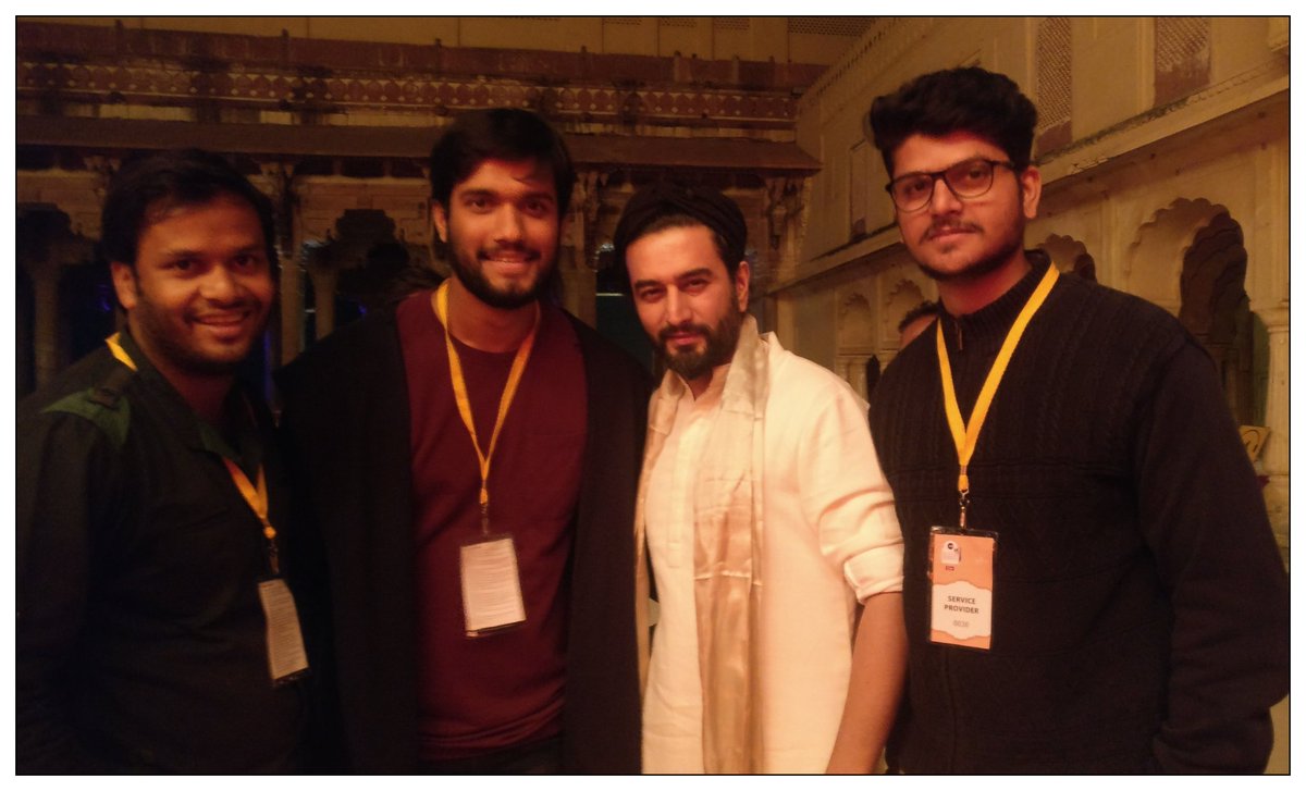 TeamArsoul's tweet photo. Thank you @ShekharRavjiani for giving tribute to our legend late "Jagjit Singh" sir.

Our team is happy to meet you yesterday. You know the entire setup of the event organised by our event management team.

You made the evening peaceful with your team last night.😊
#ZEEJLF2018 https://t.co/UcJqJ6WzUt