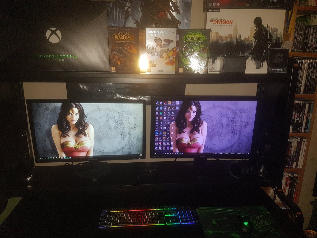 DaggerSebbe's tweet image. So my new fans and desk is kinda Nice  😊