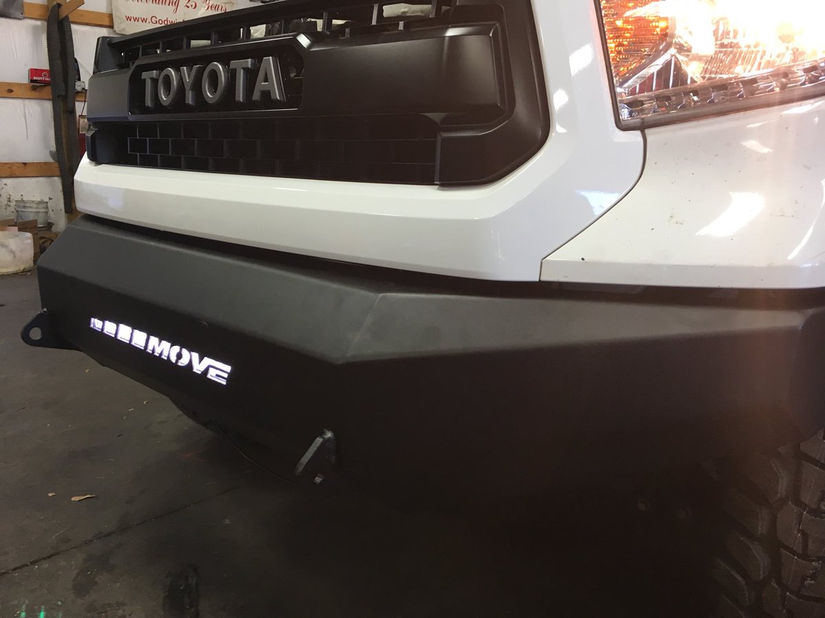 lukegodwin's tweet photo. #MOVEBumpers @movebumpers #2015ToyotaTundra https://t.co/H9O2zfAgDk