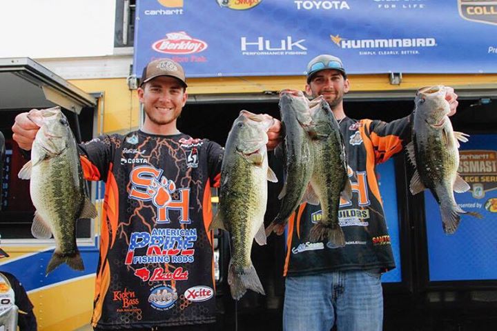SamHoustonState's tweet photo. After a weekend of competing against over 250 teams on Lake Toledo Bend, four members of the #SHSU Fishing Team qualified for the 2018 Bassmaster National Championship.  Congratulations to Jackson Carrell, Kyle Pasket, Dillon Harrell and Colby Bryant! #EatEmUpKats https://t.co/Y26MlHGBsO
