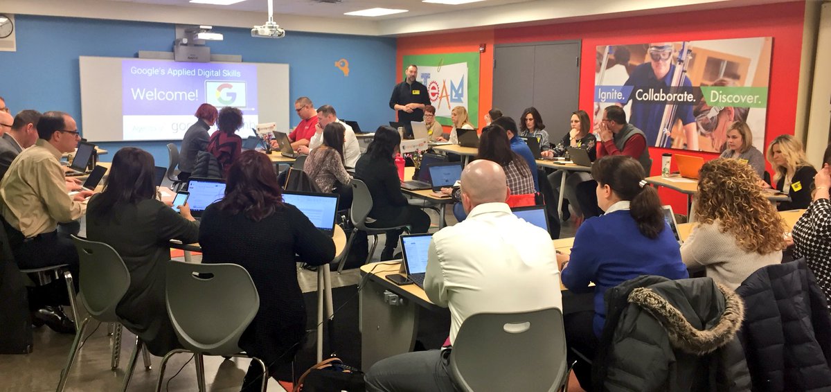 JustinAglio's tweet photo. Happening NOW: @Google Applied Digital Skills (A FREE computer literacy course designed to prepare learners for a growing number of jobs that require basic digital skills.) workshop @MontourSD #transformEDWest! #edtech TY @ericcurts! @PADeptofEd https://t.co/rmncotvUbl