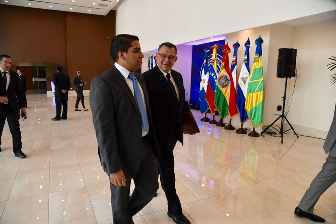 Ver imagen en Twitter