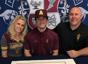 JoeBear72's tweet photo. @ASUSkip @ASU_Baseball @Trevor_hauver Only #18Days till #OpeningNight Trevor, another #LocalGuyPerryHS #FreshmanInfielder, #LHPowerBat & hits for #Average too. Described by a teammate as #Possible2018Sleeper and #XLCompetitor https://t.co/KpoCqFtVAF
