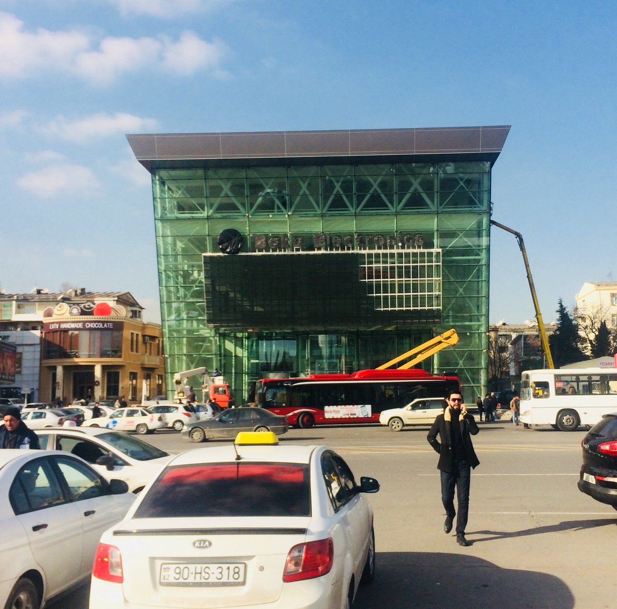 Tezliklə...! 
Baku Electronics yeni ünvanda.
