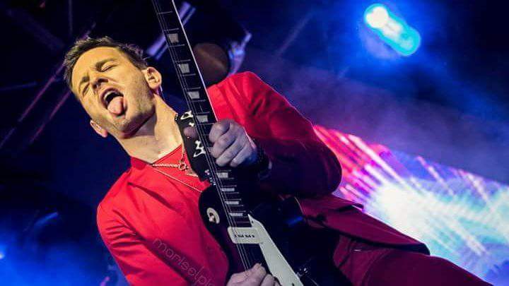 cuerva_andu's tweet photo. Buenaaaas @Los40ar quiero pedir #Aguaribay lo nuevo de @AxelOficial esta que explotaaaaa!!! @AxelFansBA https://t.co/q1kDsYGs5g