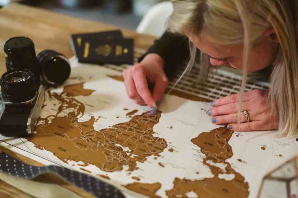 JaimeSaysBlog's tweet image. RT @TheBLPblog "The Bucket List Project is giving away a White &amp;amp; Gold Original Travel Tracker Scratch Off Map from Landmass! Enter to win by February 5th! #scratchoffmap #ContestAlert #Giveaway  …" ow.ly/4LP530i9Ay5