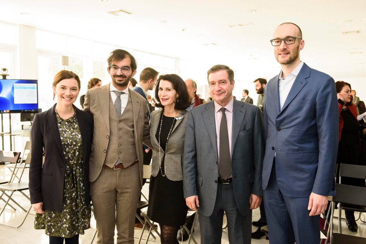 kolivernyc's tweet photo. Glad to support Mayor @KaminisG &amp; @athensCDO in unveiling the City of Athen's first Digital Roadmap – a plan focused on connecting Athenians, creating an open government, &amp; enhancing the quality of life for its residents + businesses. #DigitalAthens https://t.co/GlE7LHbI7E https://t.co/bBEA5c4zqm
