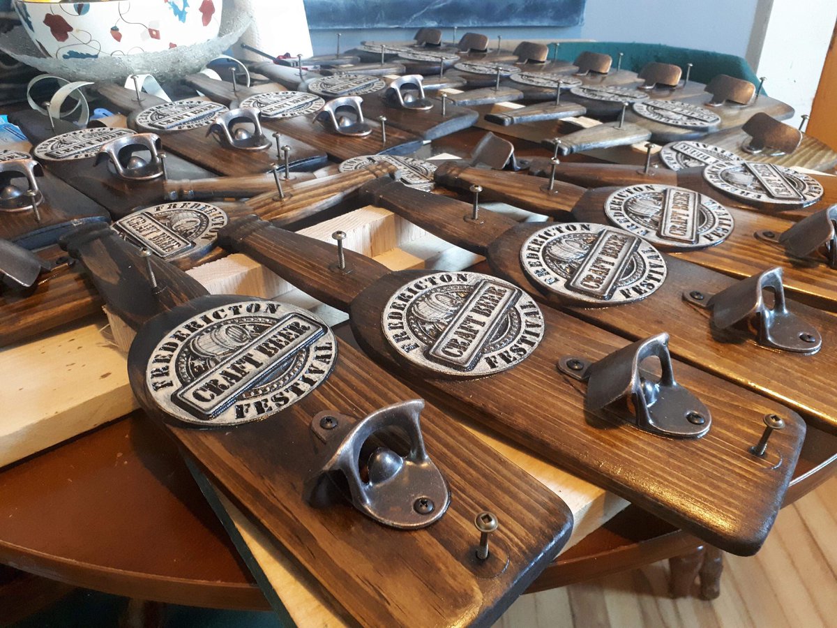 FrederictonBeer's tweet photo. Who wants one ? #BootleOpener #Handcrafted by @PLA3D #FCBF18 #FCBF https://t.co/nOKkoowbF9