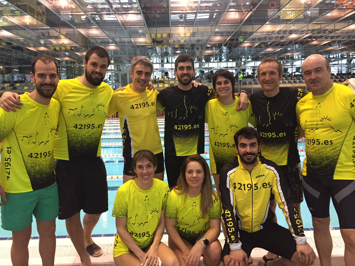 42195es's tweet photo. La semana pasada participamos en el 100x100 solidario organizado por #BrazadasSolidarias
Un equipo completo de https://t.co/Zr6WLAn1kR y 5 miembros más repartid@s en otros equipos.
Crónica en https://t.co/f9nSV23Fj3
Una bonita experiencia que une deporte y solidaridad!!
#100x100 https://t.co/FEY9l6rjJq