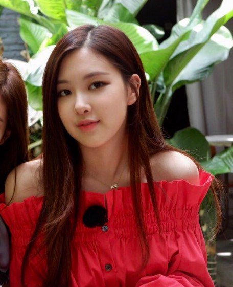 emmmzbaeee's tweet photo. GIRL FRIEND ROSEANNE ππ
I SWEAR THIS SHOT!! SHE IS BEYOND BEAUTIFUL!! #THEREALBAE π―π https://t.co/HWUjYgkNtl