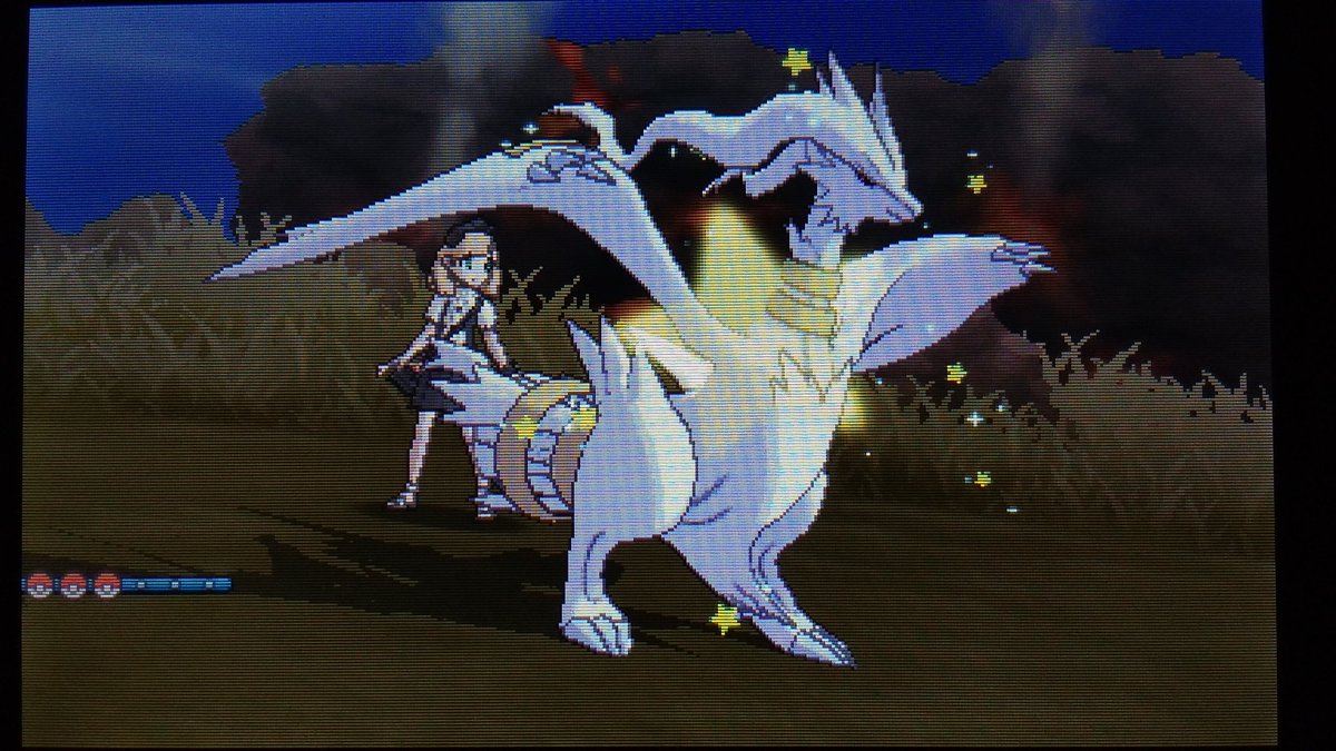 SukiShinyHunter's tweet photo. 🌟Reshiram shiny🌟
La plus belle shasse de ma vie s'achève en seulement 244 resets en double shasse full odds (172 reset sur la version US ou je l'ai eu). Une shasse que j'espérais longue mais qui au final fini très vite. Dommage 😅 Coucou @TheHolomovement @_NashRay @Fulguryss_ https://t.co/pgRLUzc0Cp