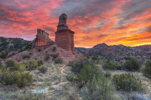 CCMGA's tweet photo. Located in the Texas Panhandle near Amarillo, Palo Duro Canyon State Park is the second-largest canyon in the United States and is one of our nation's most magnificent natural attractions. #palodurocanyon #sunsetoverthelighthouseatpalodurocanyon #statepa… https://t.co/JSem8WJ4x7 https://t.co/q2FGglVTUy