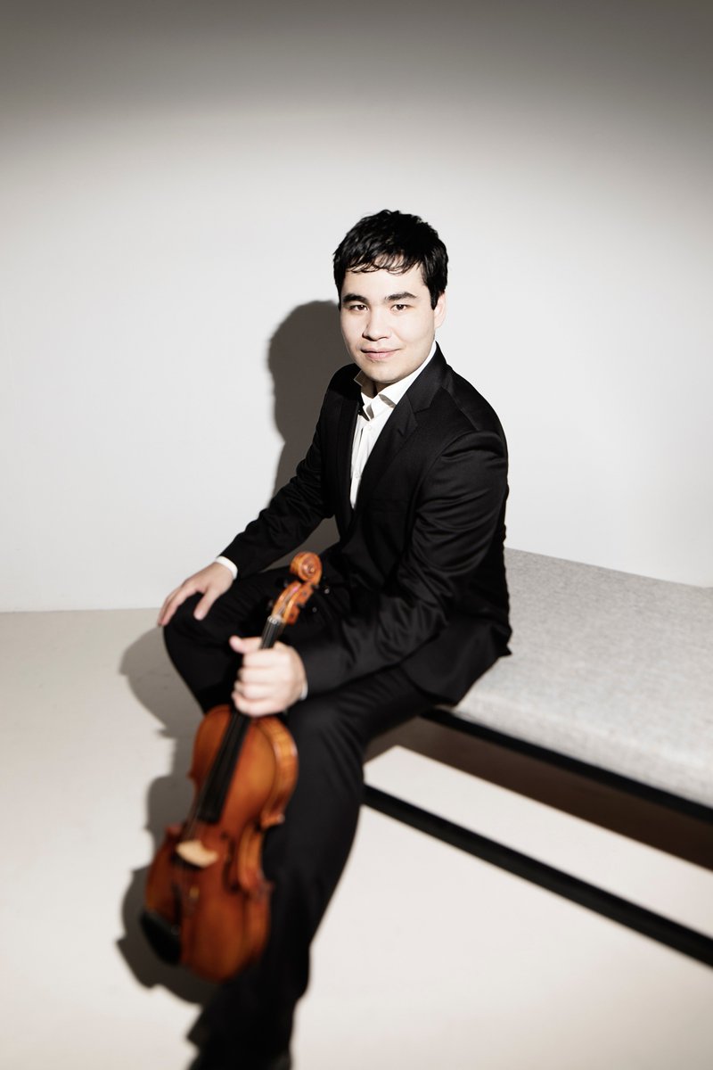 AgenciaCamera's tweet photo. @EricSilberger has been invited to play at the Moscow Easter Festival with the great Mto. @ValeryGergiev conducting! #moscoweasterfestival #ClassicalMusic #violine https://t.co/y8CMQE5SRu