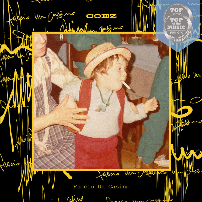 FIMI_IT's tweet photo. D’altronde @COEZMUSIC l’aveva detto: “con il nuovo album #FaccioUnCasino”, e infatti ha conquistato il #2platino. 😎
PS: ci sarebbe poi anche un #5platino per #LaMusicaNonCÈ, complimenti! 💫

#FIMIAwards https://t.co/oBGgZegmbo