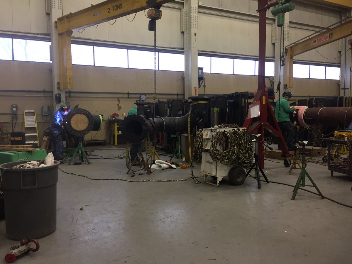 W_Soule's tweet photo. There’s a whole lot of heat in this shop today with bake outs and post weld heat treatment on 5 chrome. #chrome #pwht #pmi #chromeweld #5CR https://t.co/BYY4sHkCPI