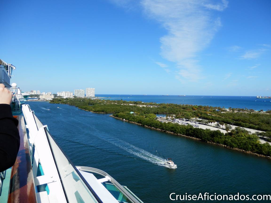 RCIfan's tweet photo. Good Monday morning!  When you can't be onboard, be online!   https://t.co/B58oGEHZwM https://t.co/FltordVrlx