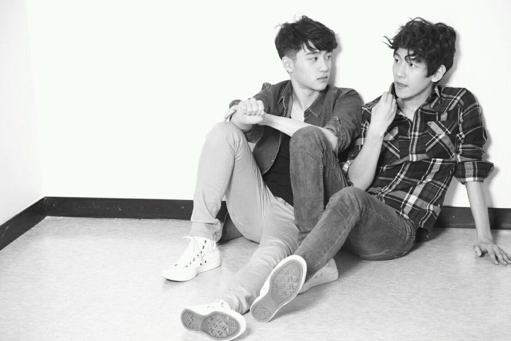timeto_baekdo's tweet photo. 120130 6년 전 오늘의 백도.
#6YearsWithBAEKHYUN 
#6YearsWithDO
#6YearsWithBAEKDO
https://t.co/qFAfUdGgiU https://t.co/X564UOpJfG