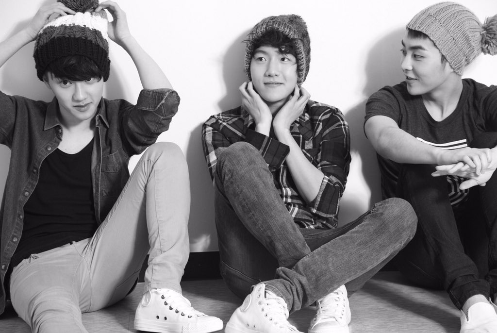 timeto_baekdo's tweet photo. 120130 #6yearswithBAEKHYUN #6yearswithDO 
https://t.co/ighNAnWqOK https://t.co/xCYO4s9T6m https://t.co/t39DEJpIUI