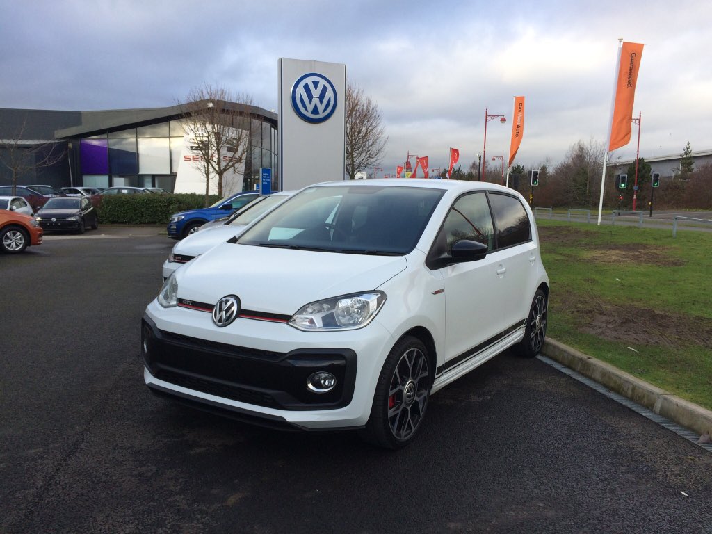 W11LSV's tweet photo. Having driven this pocket rocket 🚀 for the first time yesterday i will say, it’s definitely the most fun you can have with your clothes on whilst driving. Awesome little car bring on Feb 9th when I go back to spec mine 🙌🏻 @UKVolkswagen https://t.co/bjlOnAHUwu