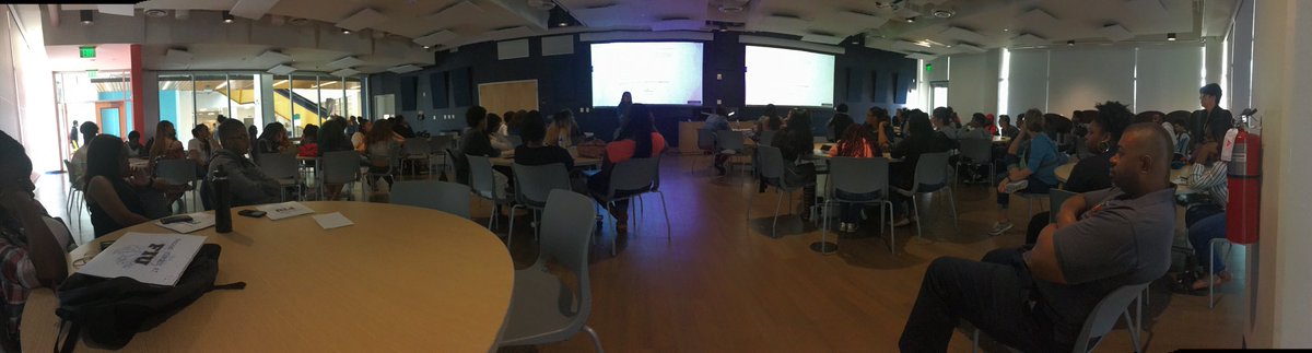 PHSAcademy's tweet photo. @GayganGuidance @bengalbrace @PiperSeniorAP @piperprincipal Dual Enrollment students learning about admissions and college life with @FIU! https://t.co/LkNgpqaTFZ