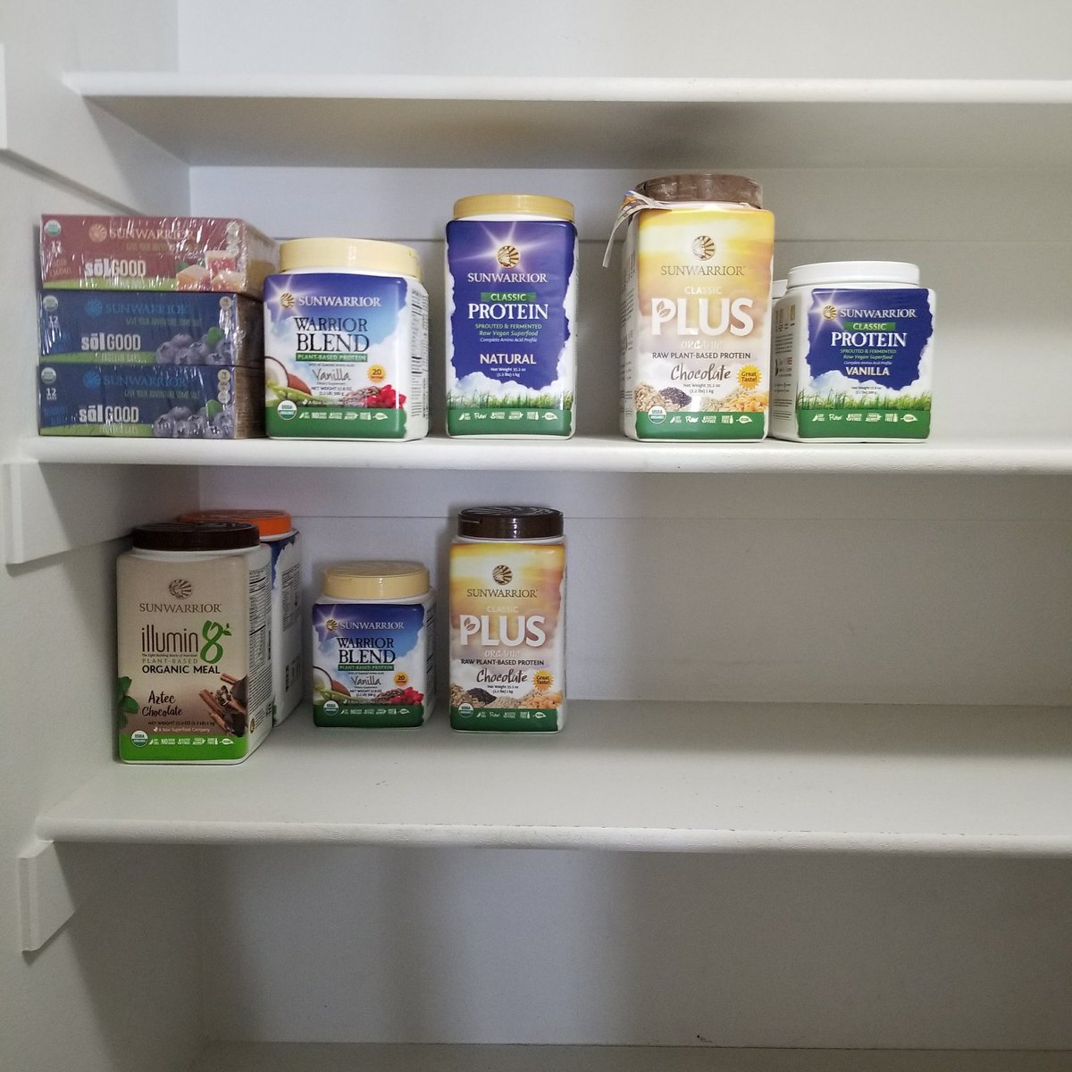 HobieCall's tweet photo. We have downsized to a smaller home. Which means deciding what we just can't live without. @Sunwarrior https://t.co/I2alc496Nk