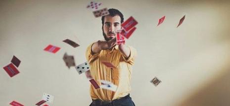 Run_Riot's tweet photo. RUN RIOT RECOMMENDS: London debut - Mahdi The Magician - An utterly unique sleight of (no) hands card magician. at the @VAULTFestival https://t.co/bvKCoIDVxS https://t.co/EdwC3o4ZGZ