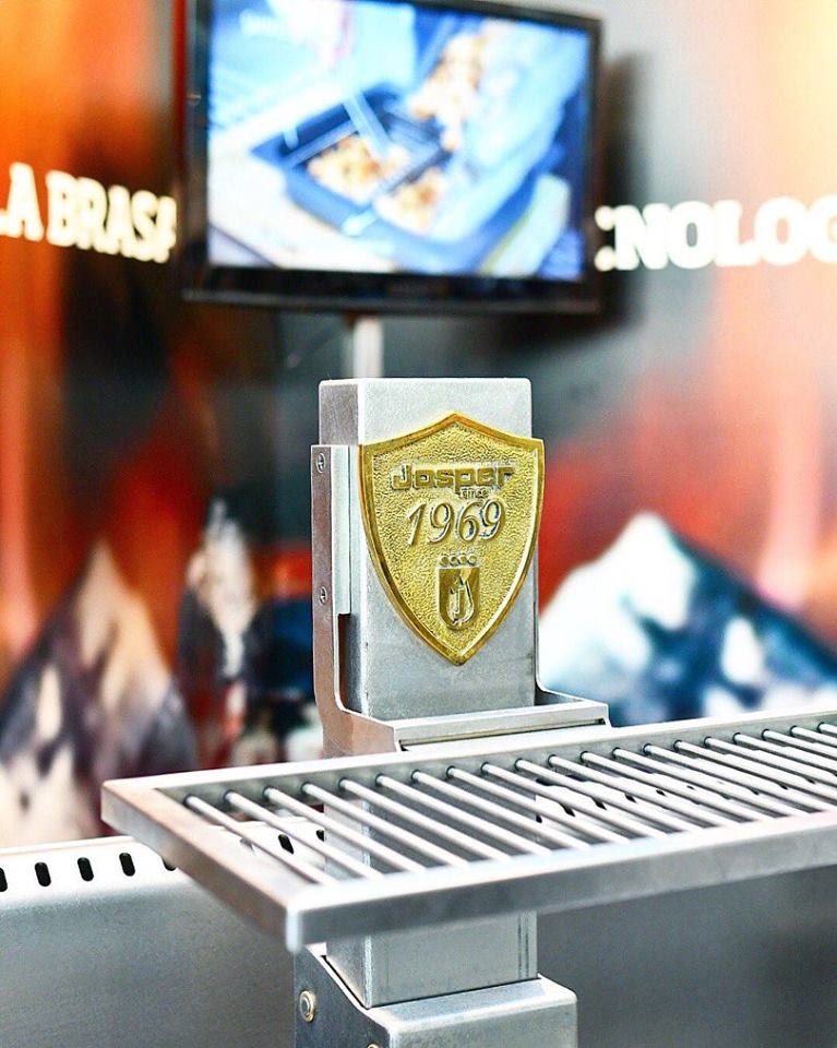 Como proveedores de @JosperGrill , queremos felicitarles por su exitoso paso por <a href="/madridfusion/">madrid fusion</a>