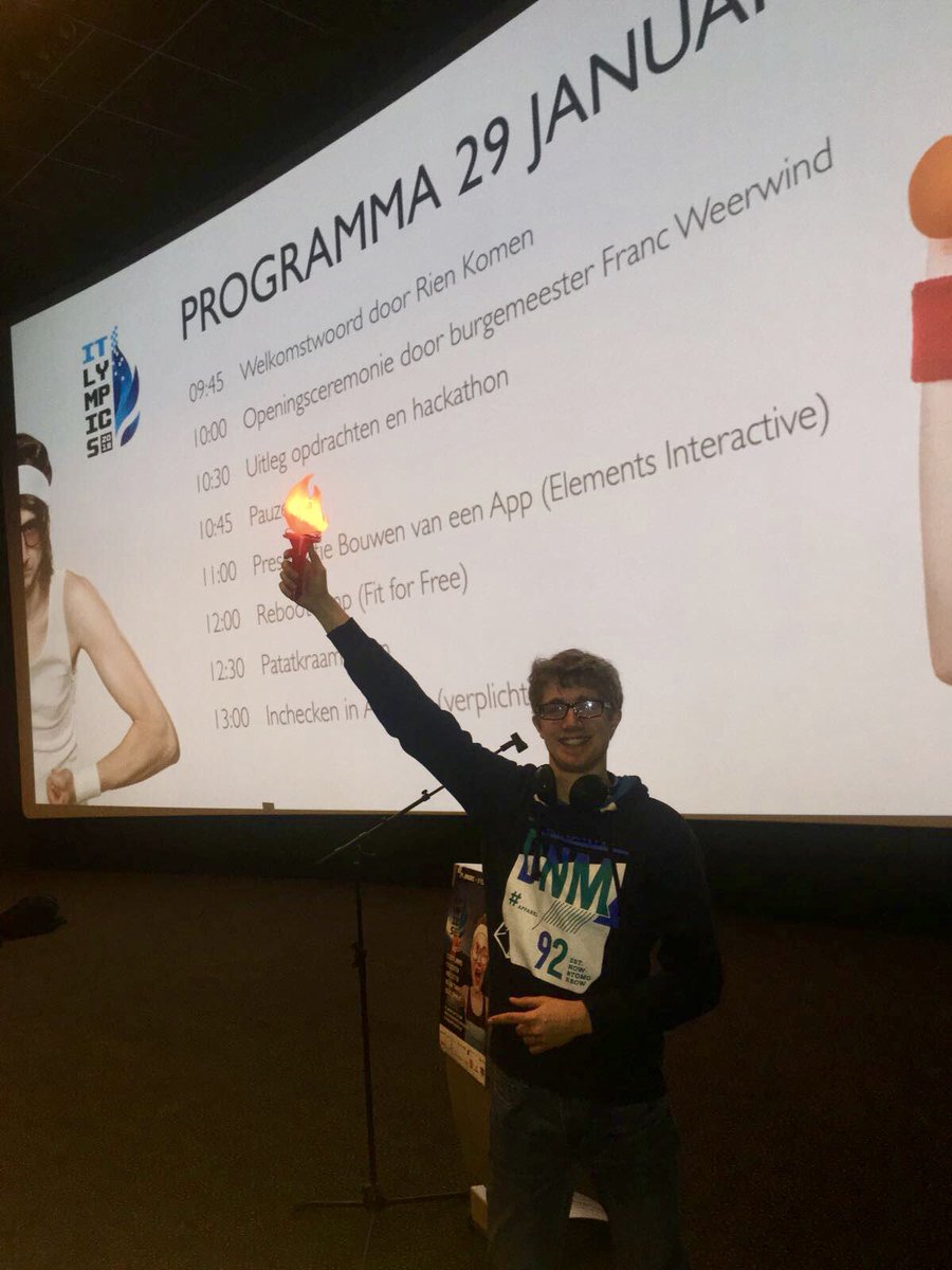 WindesheimFlevo's tweet photo. De #itlympics vlam is ontstoken! Let the games begin. Onze studenten HBO-ICT en Software Development AD gaan zich een week lang in het zweet werken 💪🏼🤓 https://t.co/3KoLp75Uei