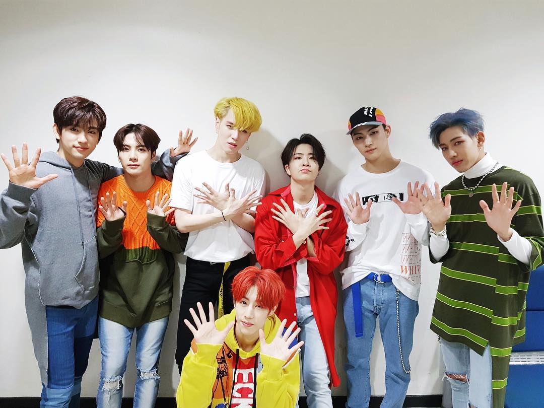 mayugyeom7's tweet photo. GOT7 💚💚💚💚💚 you are my life and my love 💖💖💖 l always want to see your face with the smiles #TwitterBestFandom #TeamGOT7 https://t.co/ISontAN6cf