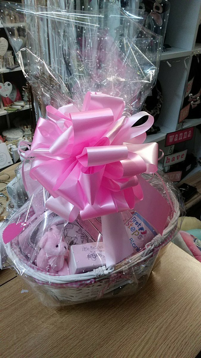 BobbiesCraftBox's tweet photo. Baby gift baskets gift wrapped and ready to take away. Saves all that panic about what to buy hetes a little of everything https://t.co/O1VJ7Dj7gF