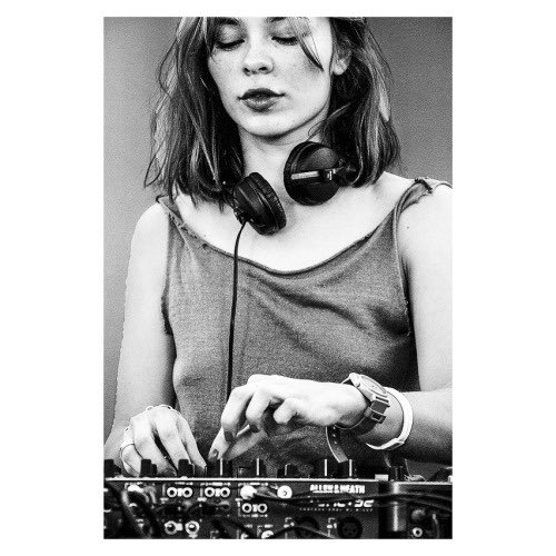 httpmaximoff's tweet image. I miss Nina already, she played so well last night at Awakenings Eindhoven. ❤️