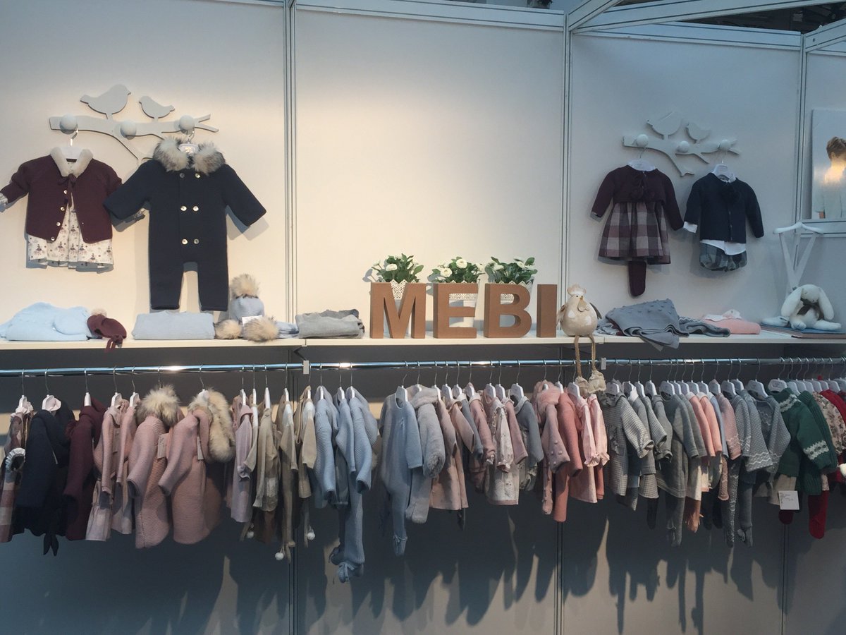 OFECOMELondres's tweet photo. Hoy estamos visitando a las empresas españolas que exhiben en @BubbleLondon #modainfantil #discoverbubble ¡Mucha suerte a todas! https://t.co/fzSaMeXTsW