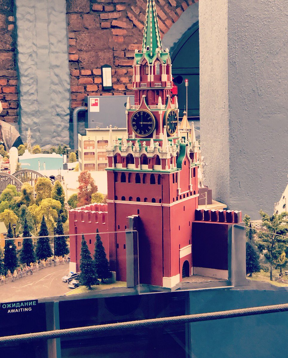 juliagoerges's tweet photo. What an amazing experience visiting the Grand Maket in St.Petersburg. All of Russia in miniature 1:87 scale 🇷🇺 #impressive @Formula_TX @WTA https://t.co/lI8JkTmgLI