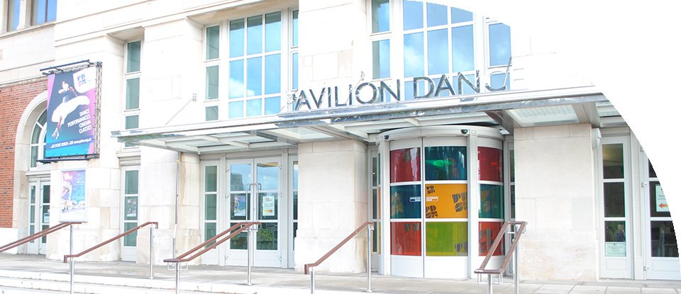 PDSW_org's tweet photo. Quick - you have until 10am tomorrow morning to apply as #FrontofHouseAssistant at Pavilion Dance South West! https://t.co/w8hujibDKC #jobs #workbythesea #deadlineapproaching https://t.co/Roz0pAoUx6
