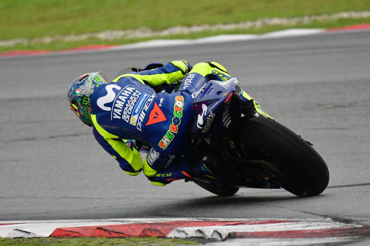 fanclubVR46's tweet photo. #SepangTest day2 
⏱P2 1'59.390 +0.035 39 laps 🤙🏻 https://t.co/Naynu6pgKY